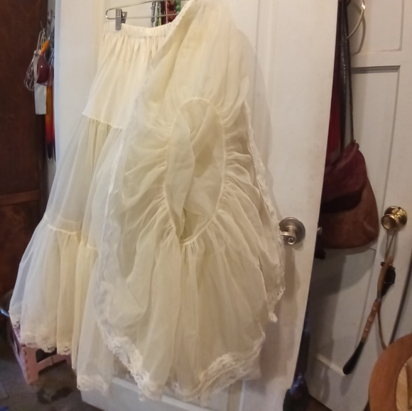Vintage Crinoline with 5 layers small - Picture 2 of 7